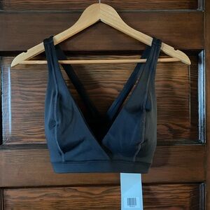 NWT Girlfriend Collective Plunge bra top size L